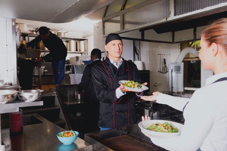 4-ways-to-create-a-positive-food-safety-culture